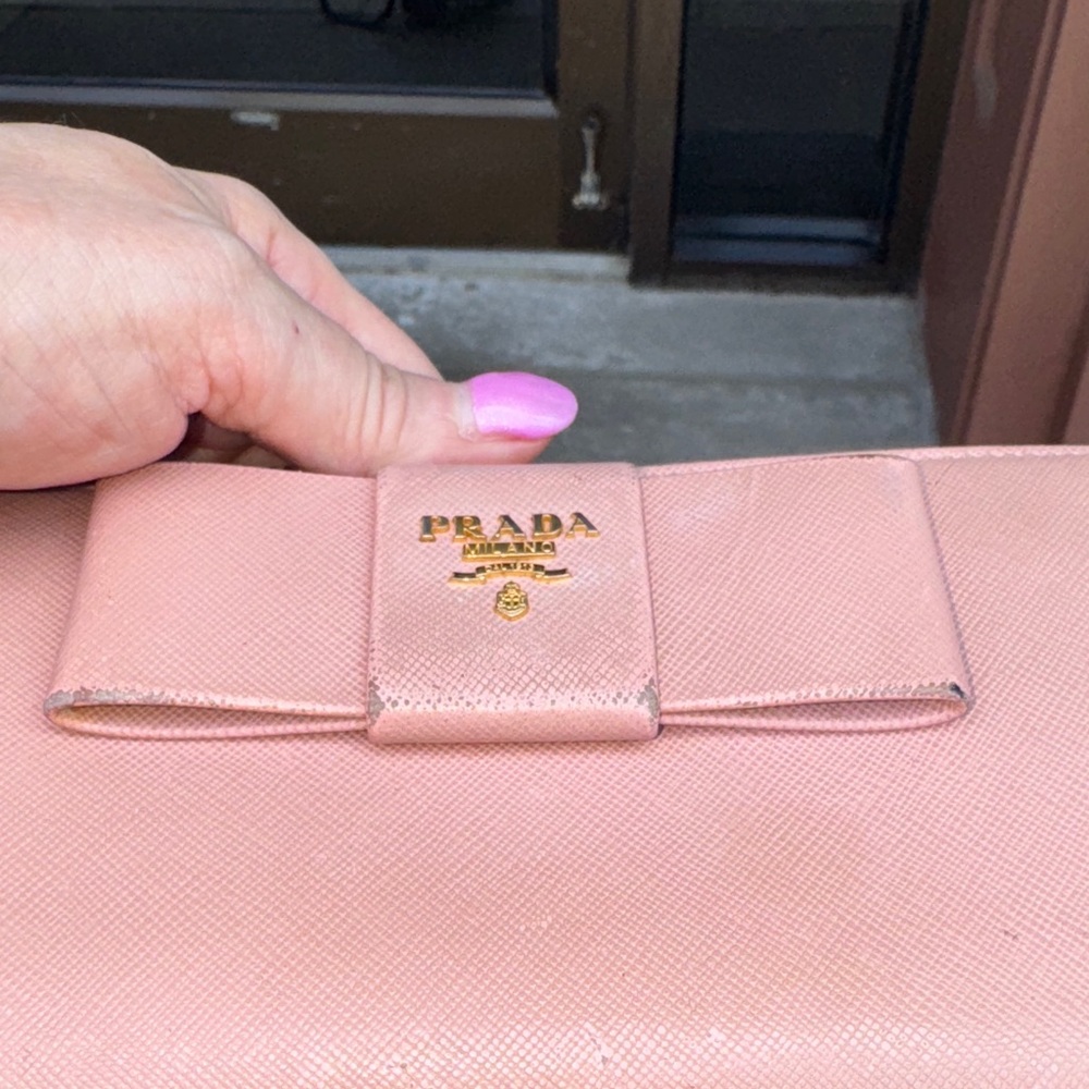 Prada Light Pink Bow Wallet GUC authentic - Picture 10 of 13